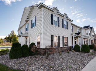 11003 Oak Grove Cir UNIT A, Woodbury, MN 55129