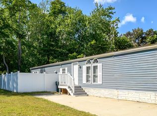 28 Seattle Slew Dr, Howell, NJ 07731