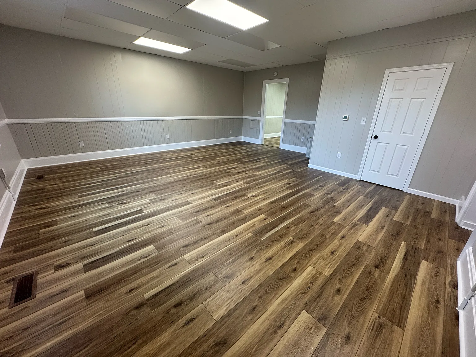 2 bed, 1300 sqft, $1,045 — Photo 4