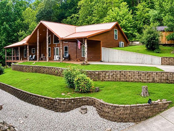 5th image of 2086 Martin Pierce Rd