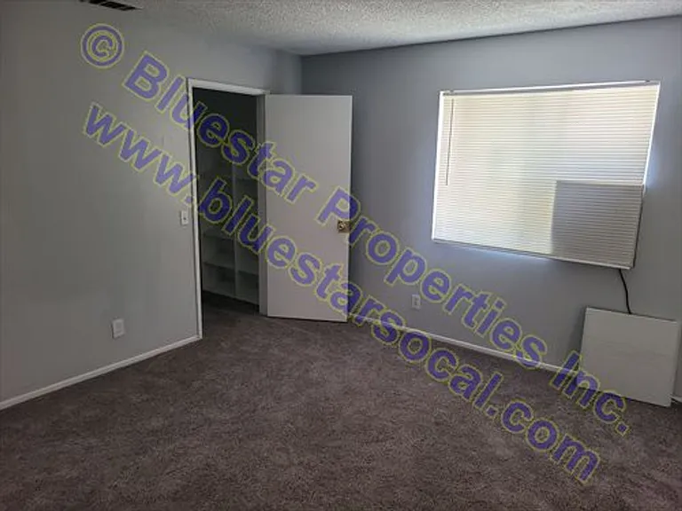 15469 Hesperia Rd — Photo 16