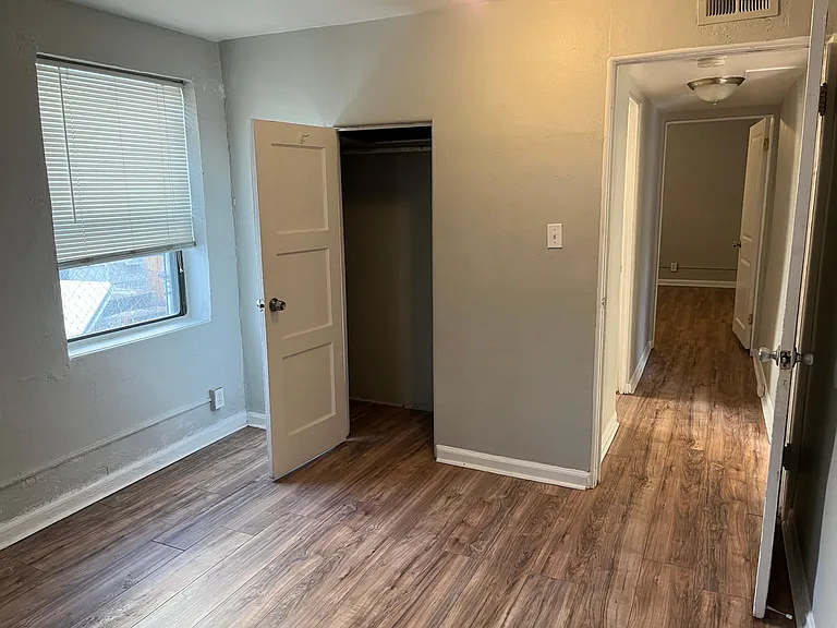 1350 Kingston St #1 — Photo 6