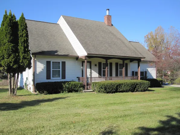 4975 Westwind Dr, Dexter, MI 48130