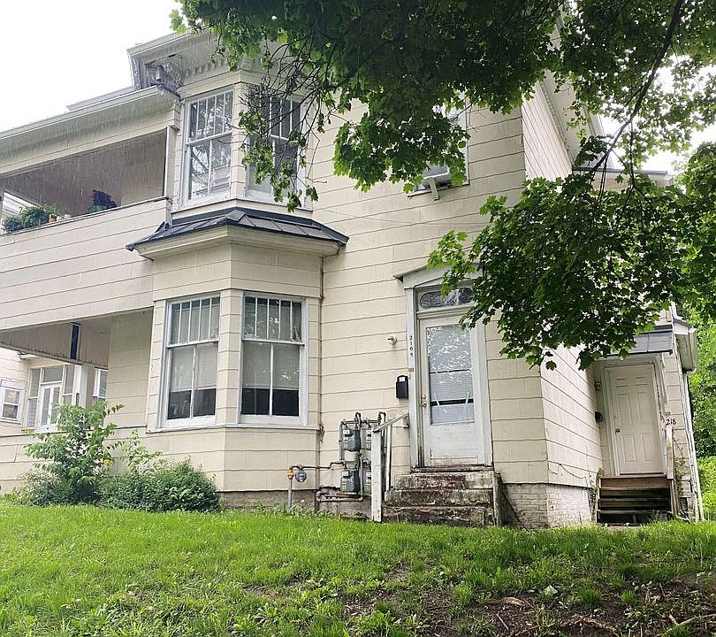 1st image of 218 Tinkler St