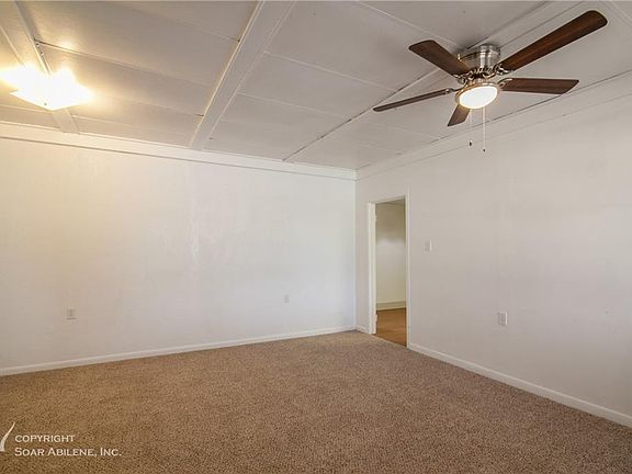 5th image of 2218 Sayles Blvd
