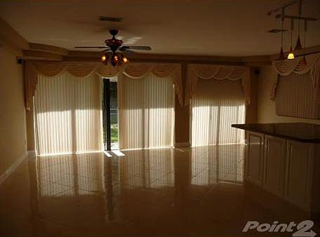 3rd image of 21388 Marina Cove Cir APT 17G
