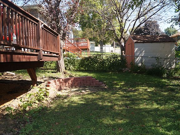 5th image of 4485 Hillsdale Ave