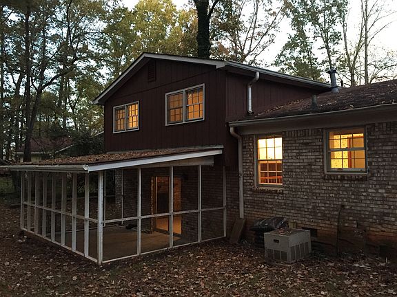 2nd image of 2965 Brookridge Ct