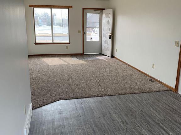 Dining area to living room/front door