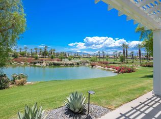 745 Red Arrow Trl, Palm Desert, CA 92211