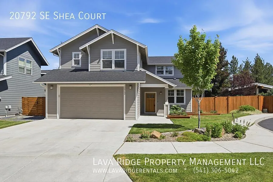 20792 SE Shea Ct