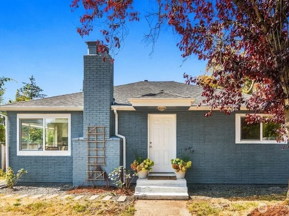 15215 8th Avenue NE, Shoreline, WA 98155