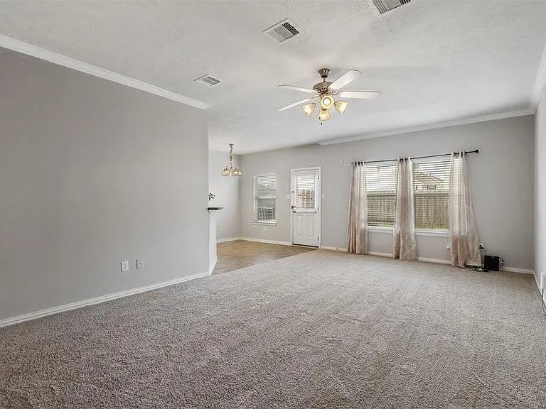 11515 Champions Green Dr — Photo 9