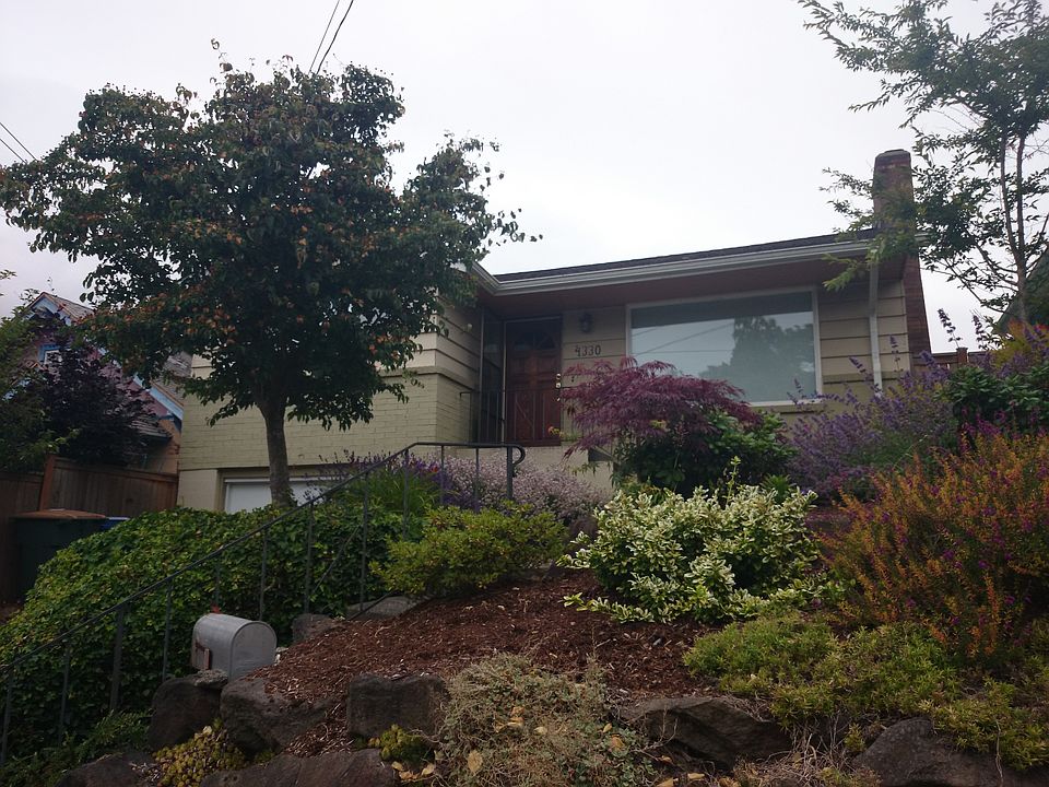2nd image of 4338 32nd Ave W