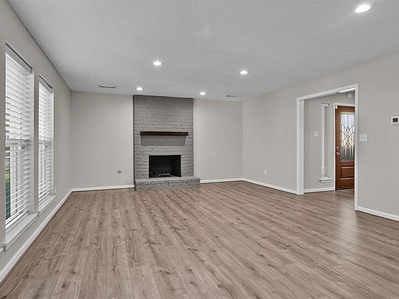 5th image of 9115 Godstone Ln