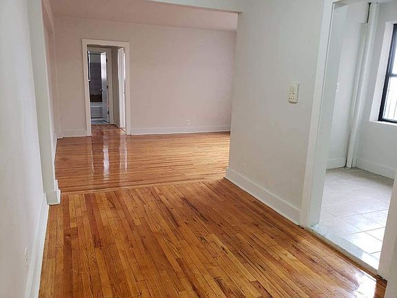 2nd image of 3403 Foster Ave APT 1G