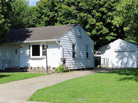2nd image of 40 S Maple St