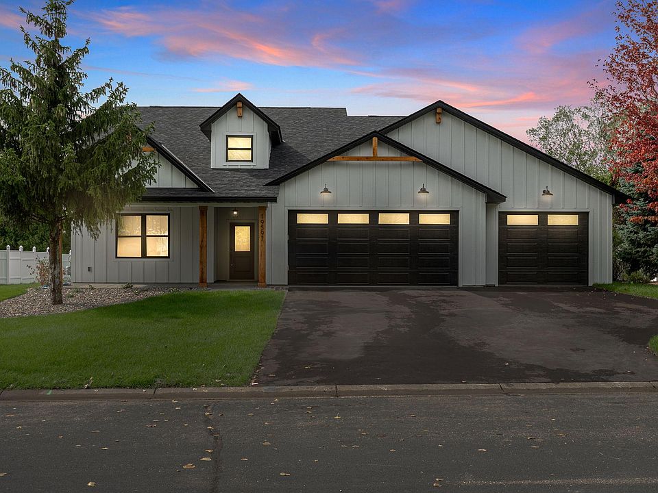 1st image of 19597 Cambridge Ct