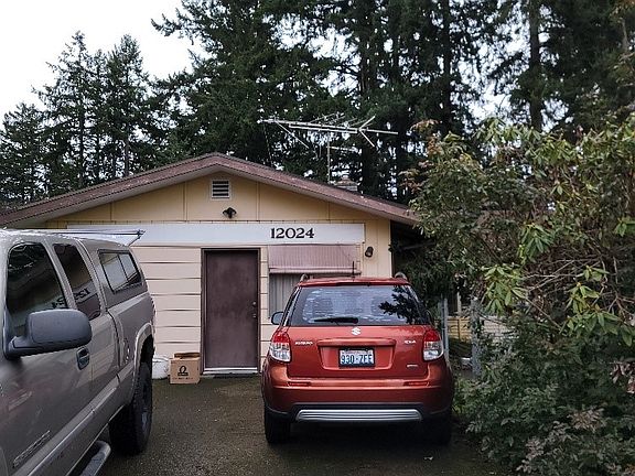 2nd image of 12024 107th Avenue Ct E
