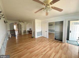 1700 Griffith St, Philadelphia, PA