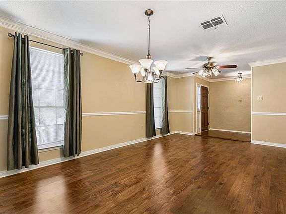 3rd image of 3905 Briant Dr