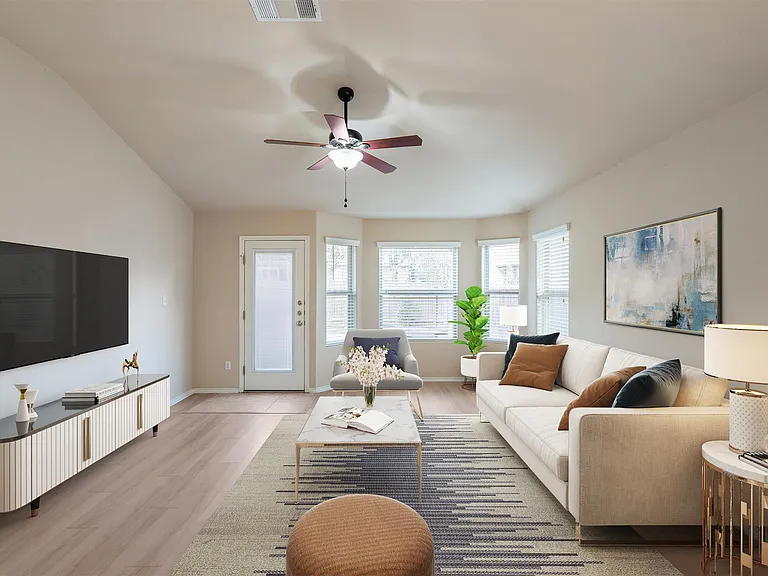 180 Fletcher Bnd — Photo 2