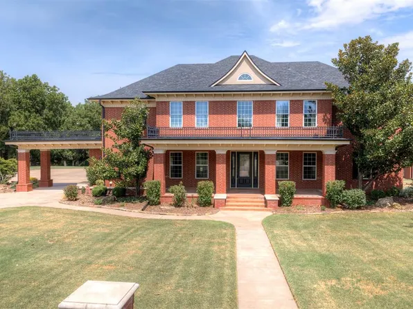 110 Bramble Bush Ln, Crescent, OK 73028
