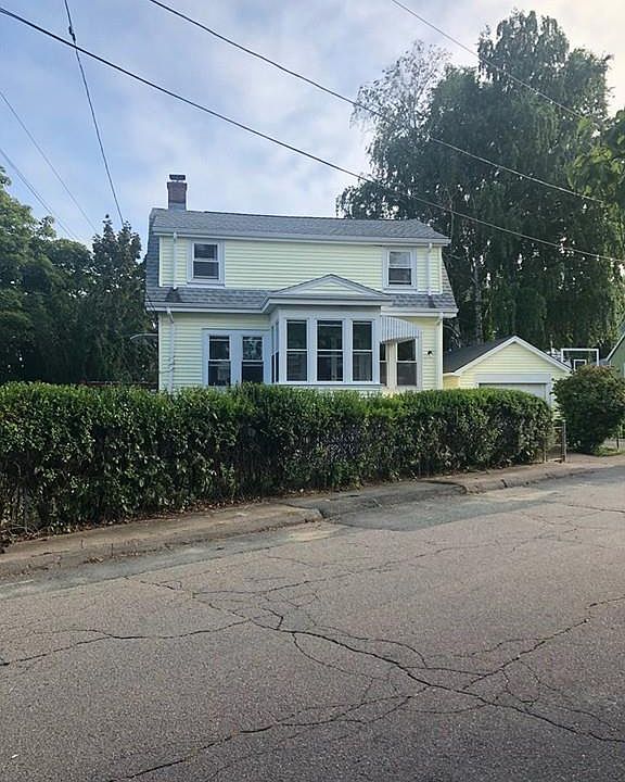 1st image of 15 Stoughton St