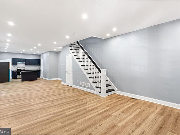 5th image of 6072 W Girard Ave