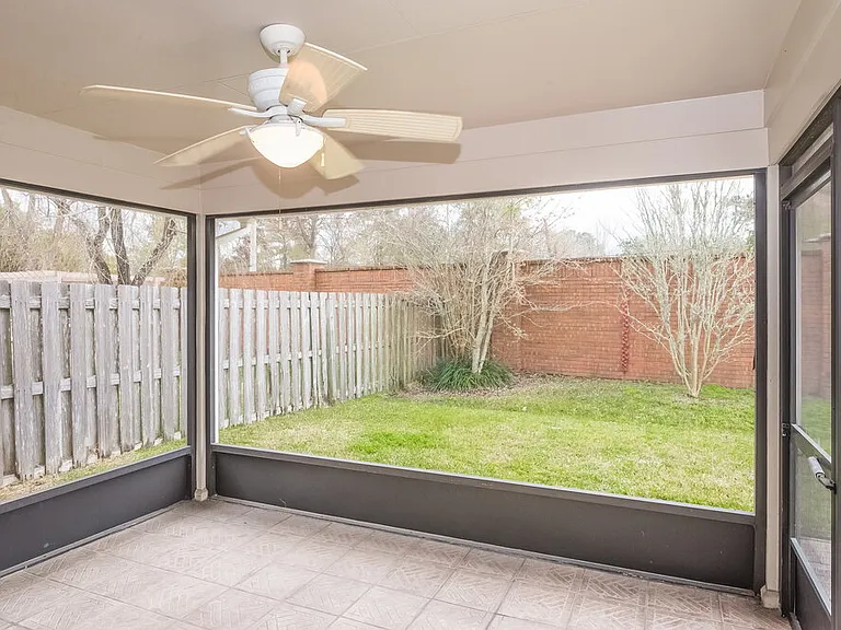 1667 Rustling Dr — Photo 15