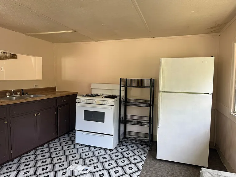 9923 Jacksonville Cato Rd — Photo 5