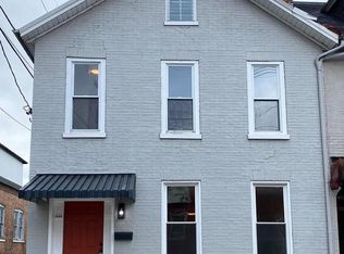 240 E King St, Chambersburg, PA 17201