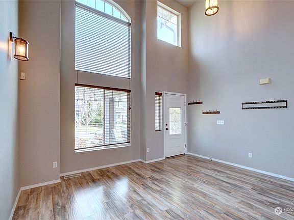 2nd image of 4534 SE Bakken Court