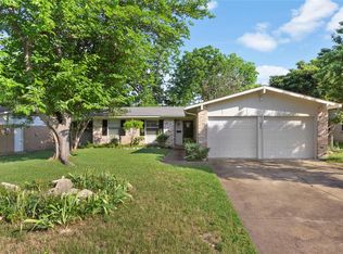 825 Wateka Way, Richardson, TX 75080