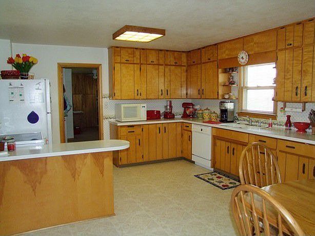 2nd image of 1000 Pierce Dr