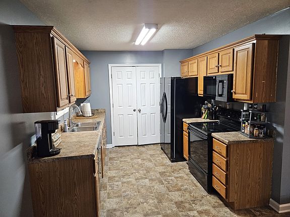 4th image of 313 Pardo Dr