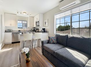 5852 Ernest Ave, Los Angeles, CA 90034