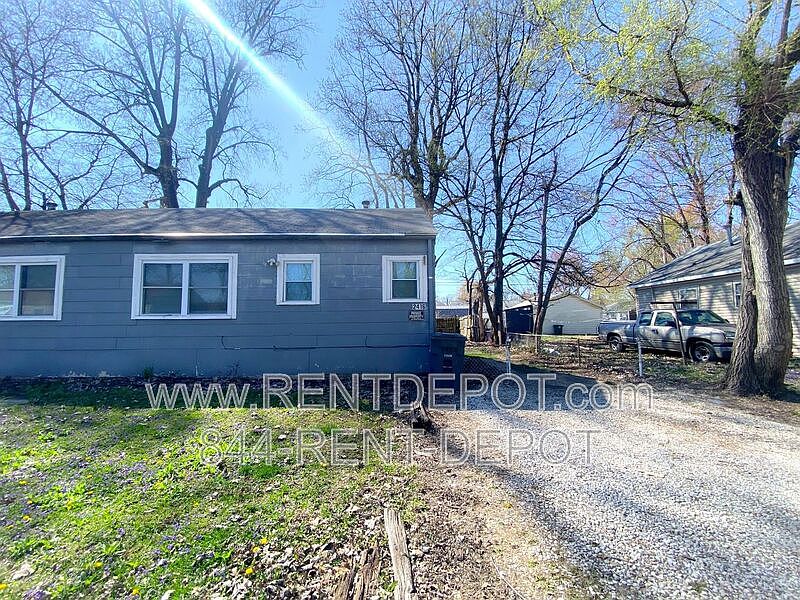2416 N New York Ave, Evansville, IN 47711 | Zillow