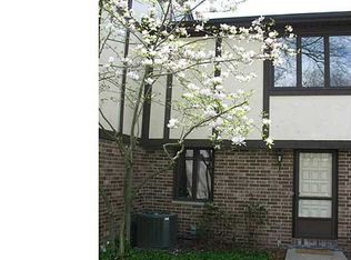 6225 Cobblers Dr, East Lansing, MI 48823