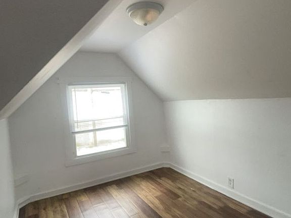 3rd image of 119 E 8th St