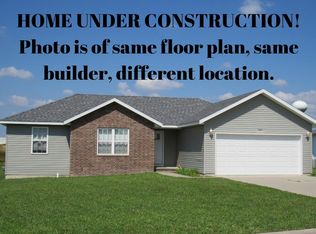 320 Town Loop, Marshfield, MO 65706