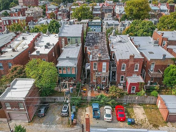 4th image of 1830 W Grace St