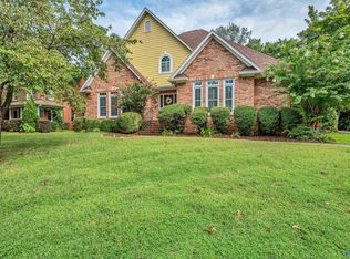 2735 Whistler Ln SE, Owens Cross Roads, AL 35763