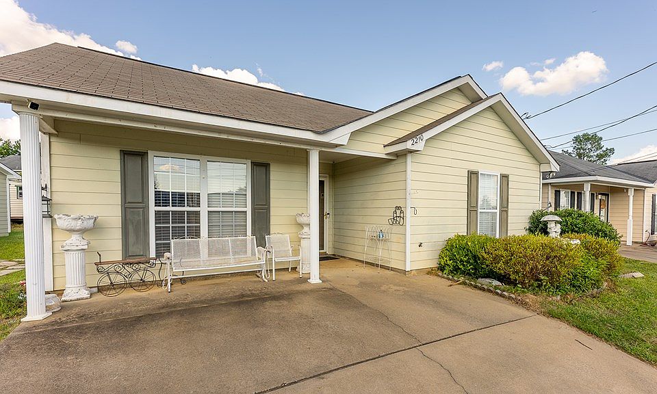 2210 Summerwind Dr, Phenix City, AL 36869 Zillow