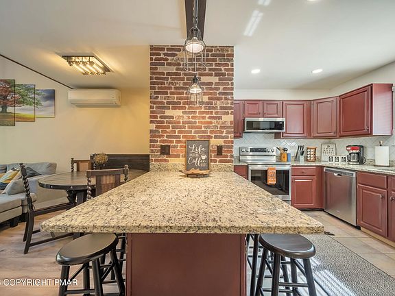 2nd image of 25 Middle Village Way