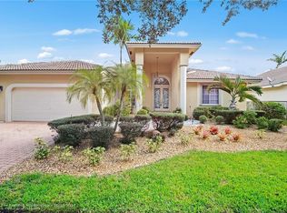 2864 Oakbrook Dr, Fort Lauderdale, FL 33332