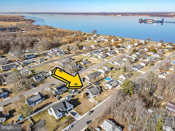 3rd image of 121 Princeton Rd