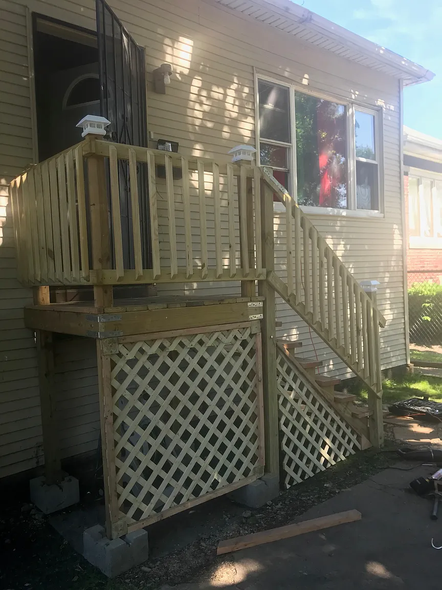 9103 S Blackstone Ave photo 1