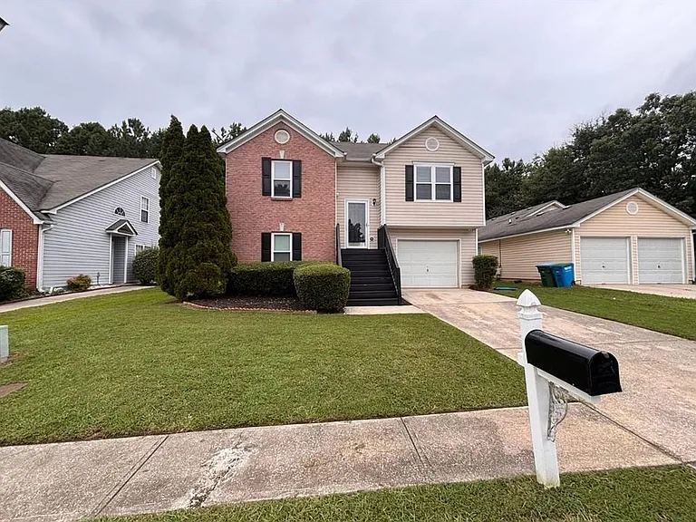 3617 Oakland Spring Ct — Photo 2