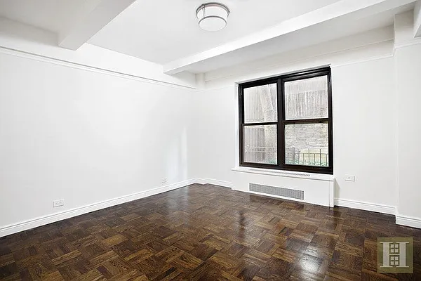 Rented by Halstead Real Estate | media 21